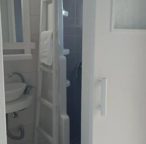 Milos By The Sea - Eco House *