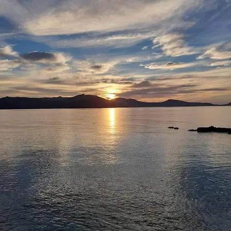 Milos By The Sea - Eco House Holiday home *