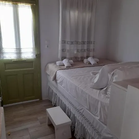 Milos By The Sea - Eco House Holiday home *