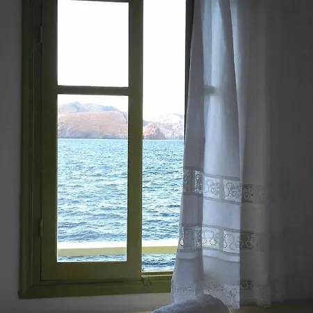 Milos By The Sea - Eco House Feriehus Plaka (Milos)