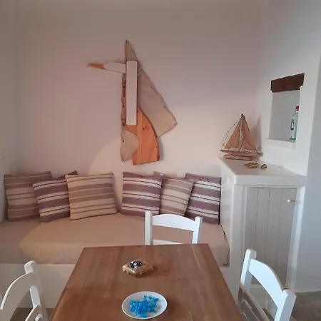 Milos By The - Sea Seafront House *